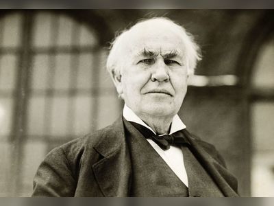Thomas Alva Edison: the Man Who Invented the Light Bulb